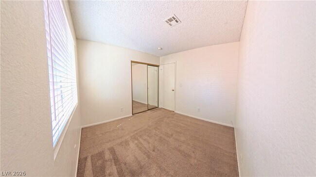Building Photo - 9640 Swan Bay Dr