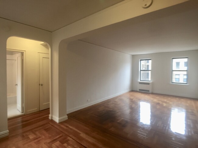 Floorplan - 560 West 218th Street