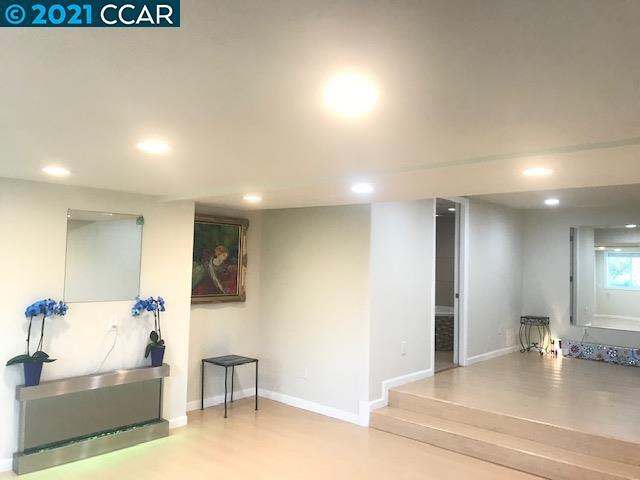 Building Photo - 175 Los Vientos Way