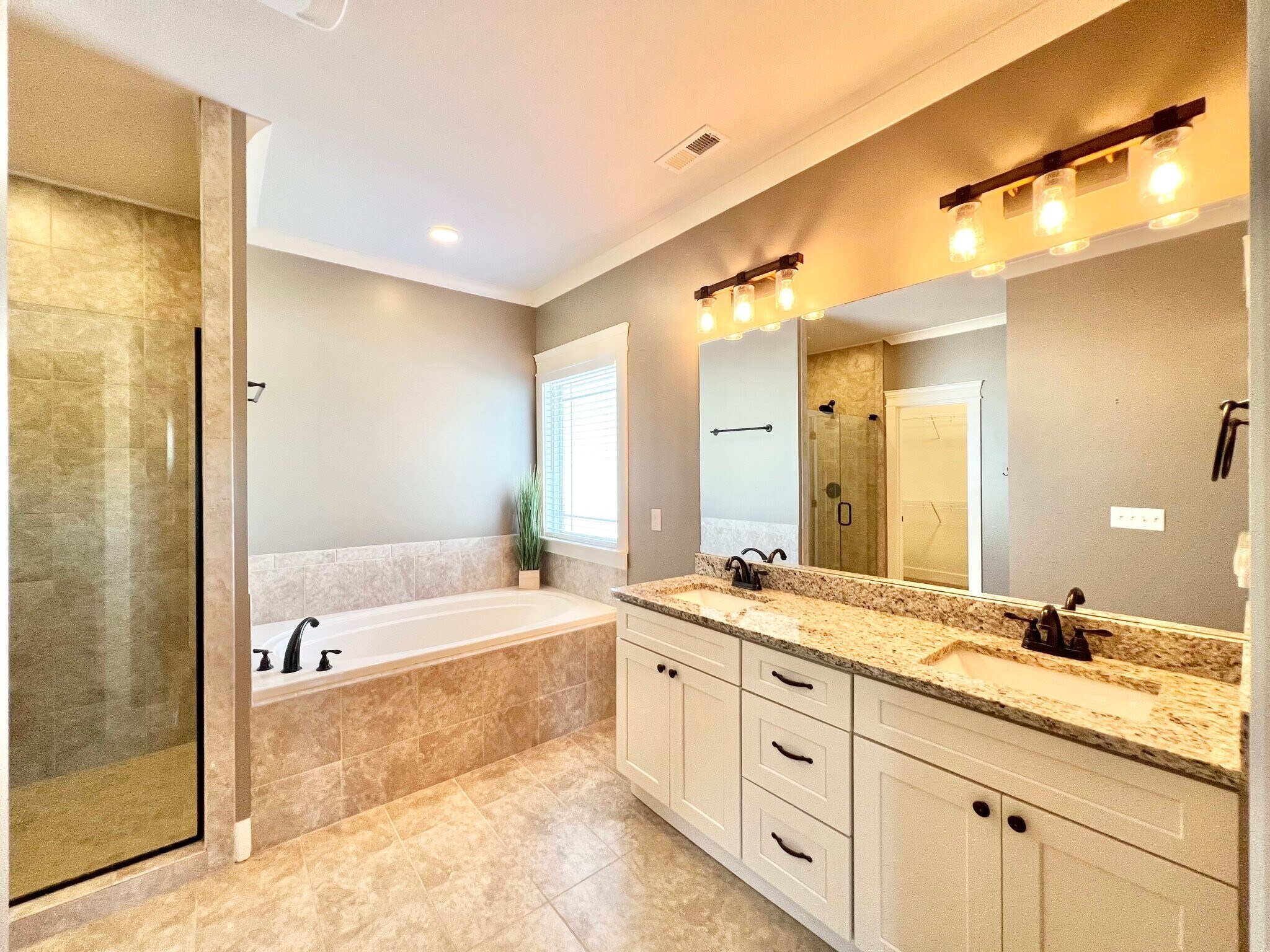 Building Photo - 96 Huntley Meadows Dr