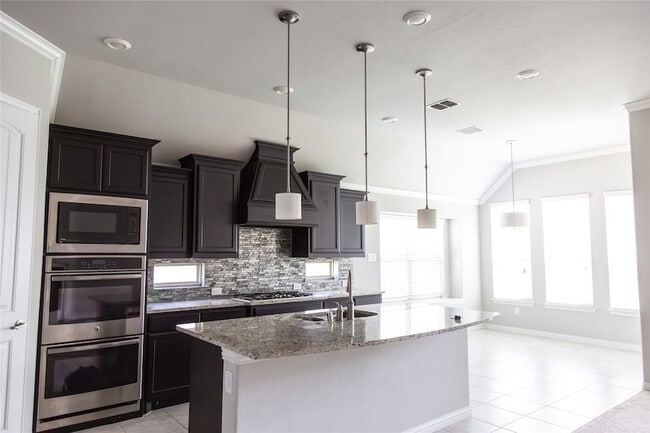 Building Photo - 16108 Gladewater Terrace