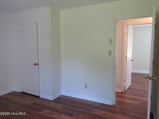 Building Photo - 302 Luann Rd