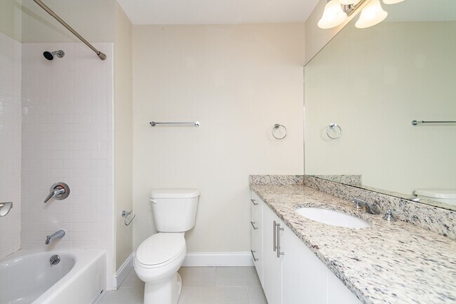 Building Photo - 130 Tremont St