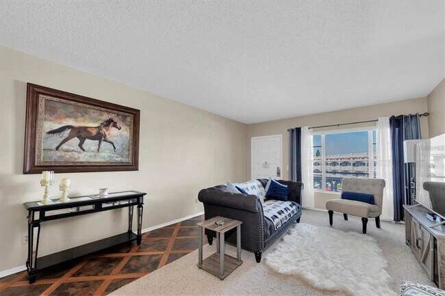 Building Photo - 2469 Franciscan Dr