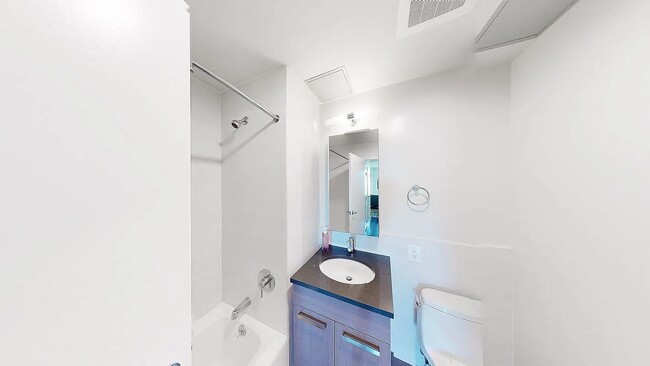 Building Photo - 1215 Astoria