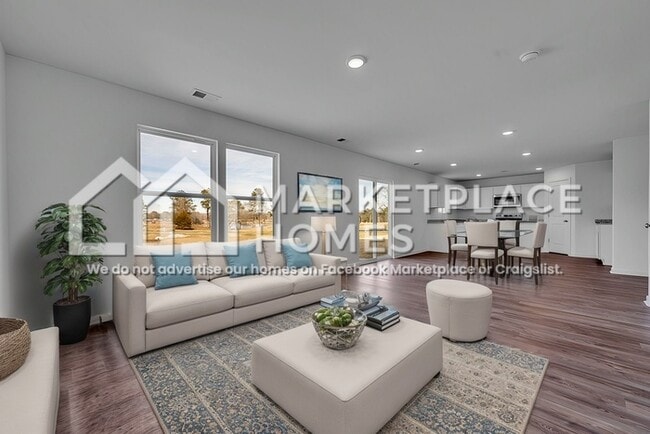 Building Photo - 327 Orchid Ln