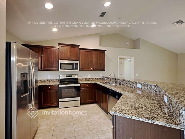 Building Photo - 27295 Deep Creek Blvd