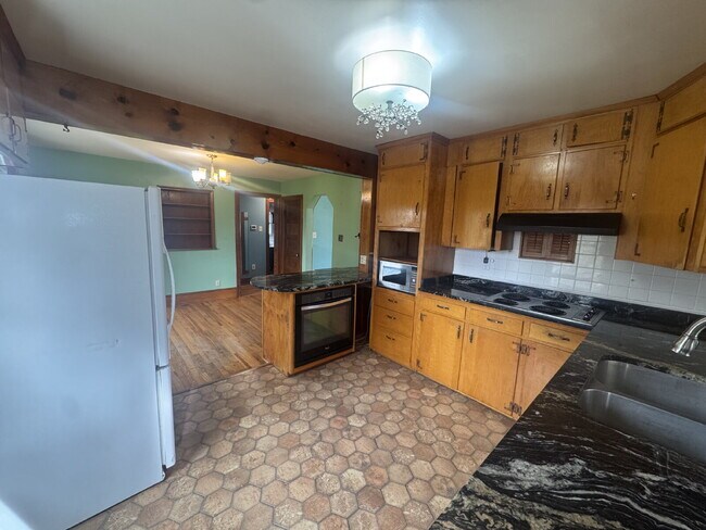 Building Photo - 4-Bedroom country homestead in Strasburg with Spacious Living — 1,445 Sq Ft of Comfort! Pet Frien...