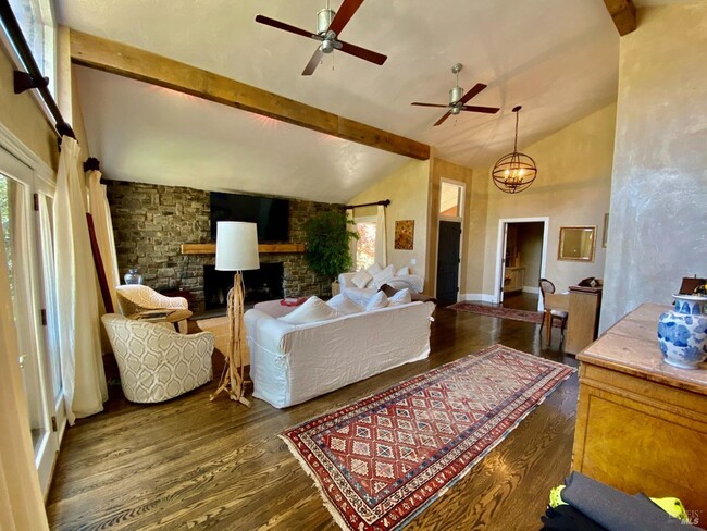 Building Photo - 3594 Silverado Trail N