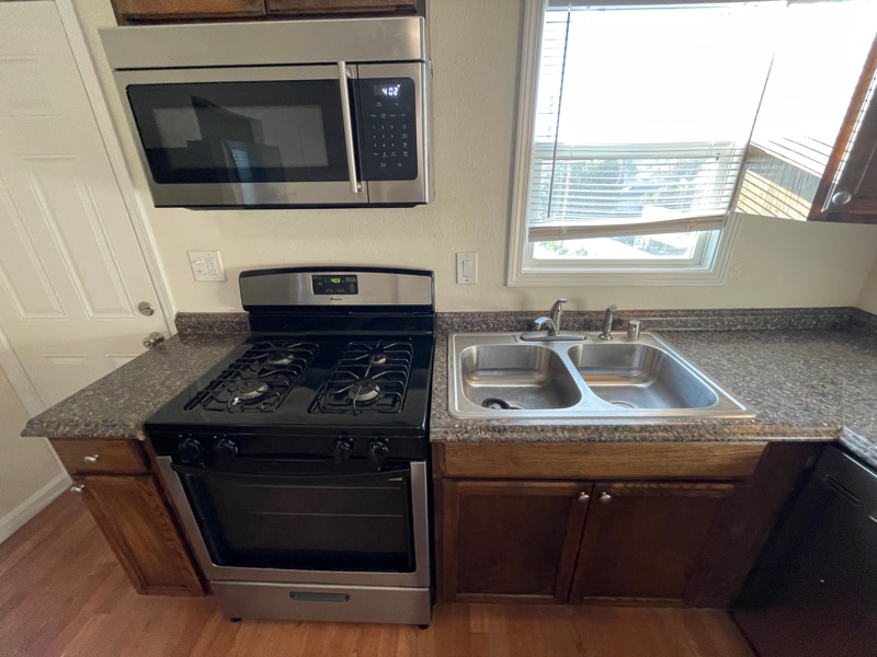 Building Photo - 1513 Marin St