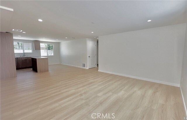 Building Photo - 7728 Laurel Canyon Blvd