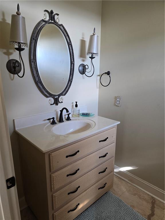 Building Photo - 205 Sutherland Dr