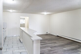 Building Photo - 4643 S Lowell Blvd