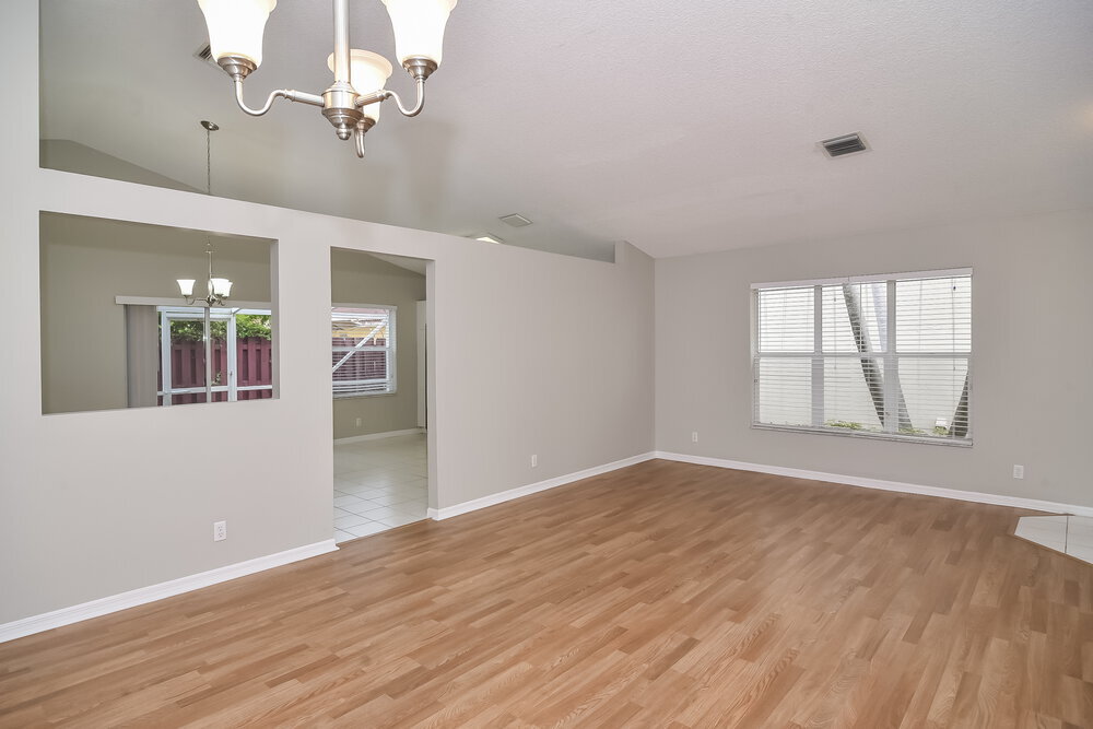 Building Photo - 23333 Sunview Way