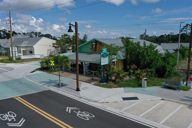 Building Photo - 85 Orange St