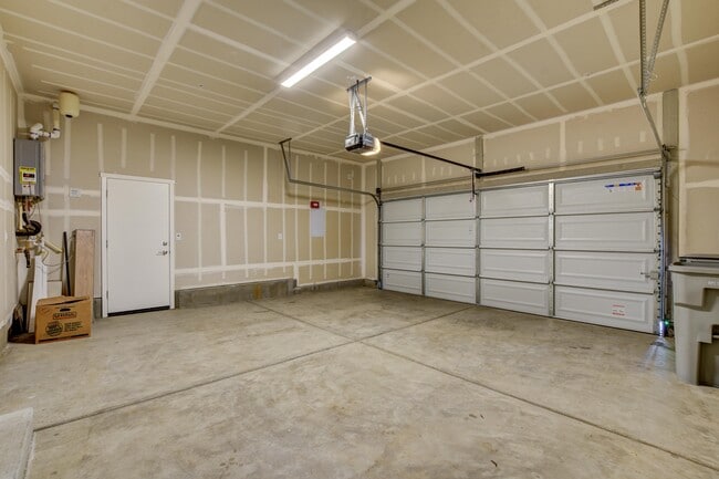 Building Photo - 3525 Sparrow Ct