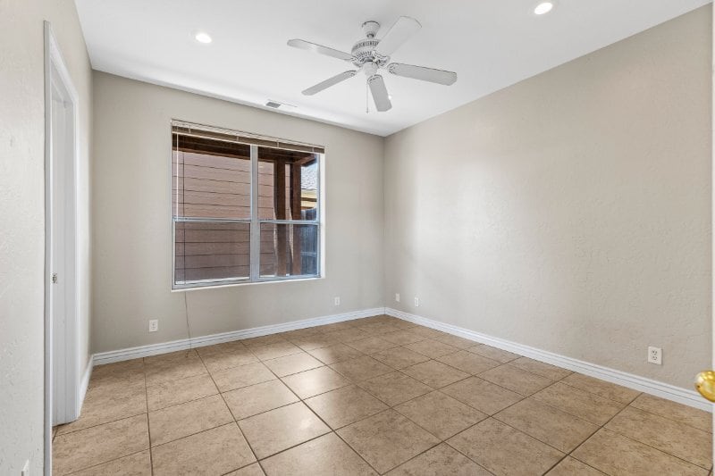 Building Photo - 1488 S Noelle Ln