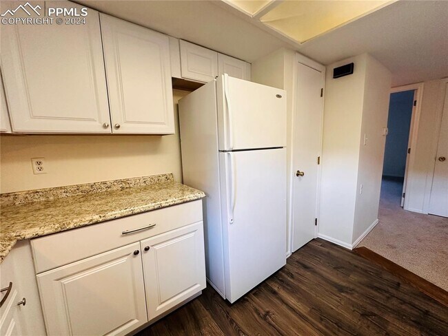 Building Photo - 3356 Capstan Way