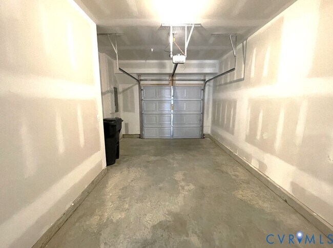 Building Photo - 13327 Coalfield Station Ln