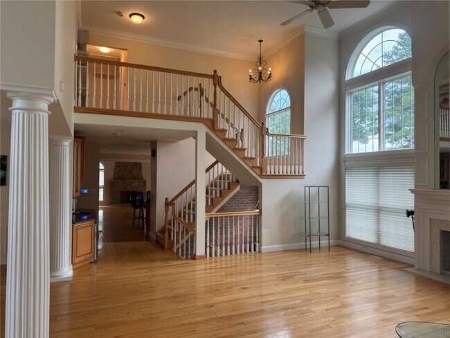 Building Photo - 14228 Manderleigh Woods Dr