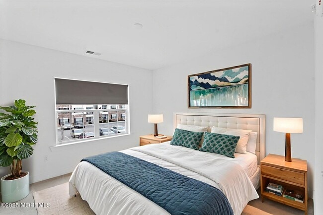 Building Photo - 827 Stiller Ln