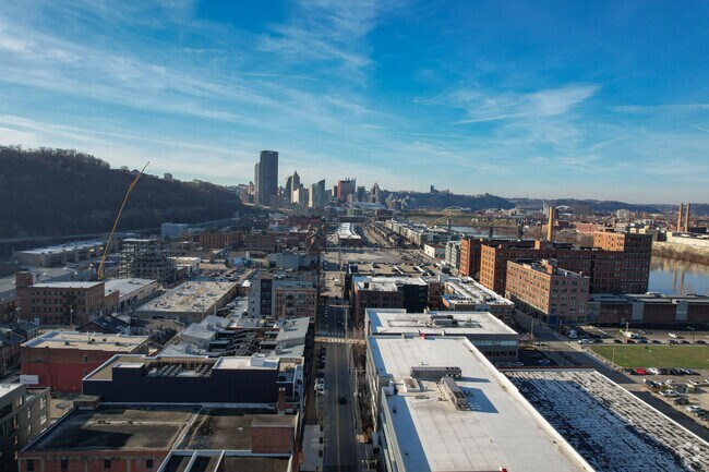 Aerial Photo - 2500 Smallman St