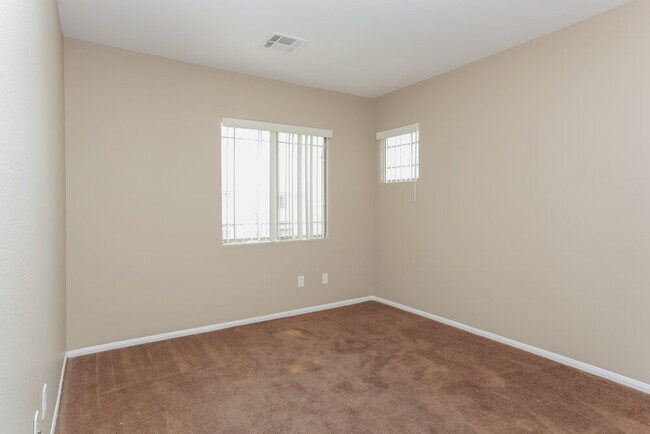 Building Photo - 3309 Catherine Mermet Ave