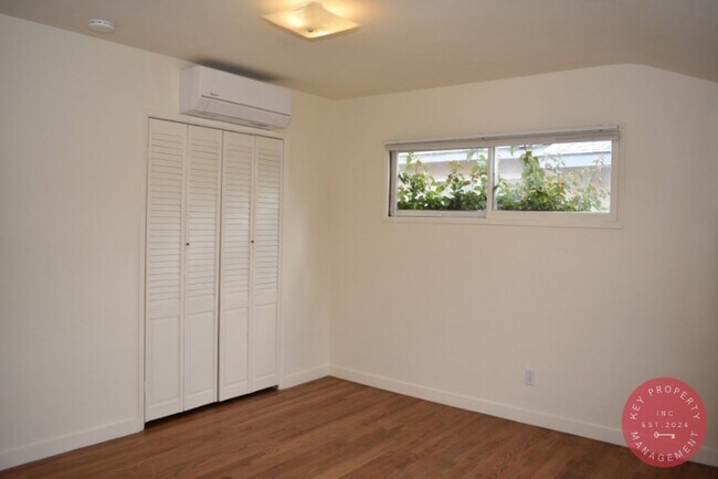 Building Photo - Grantville, Charming 4-Bedroom Home with S...