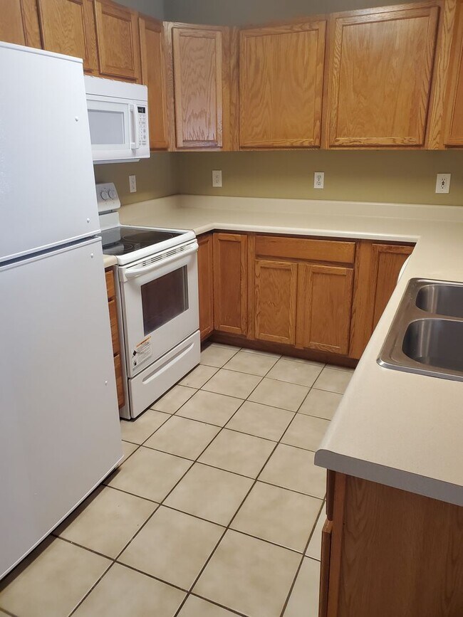 Building Photo - 114-116-116 Antelope Dr