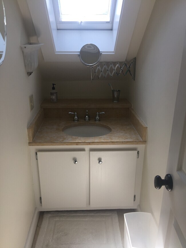 Bathroom 2 - 12 Howard Ave