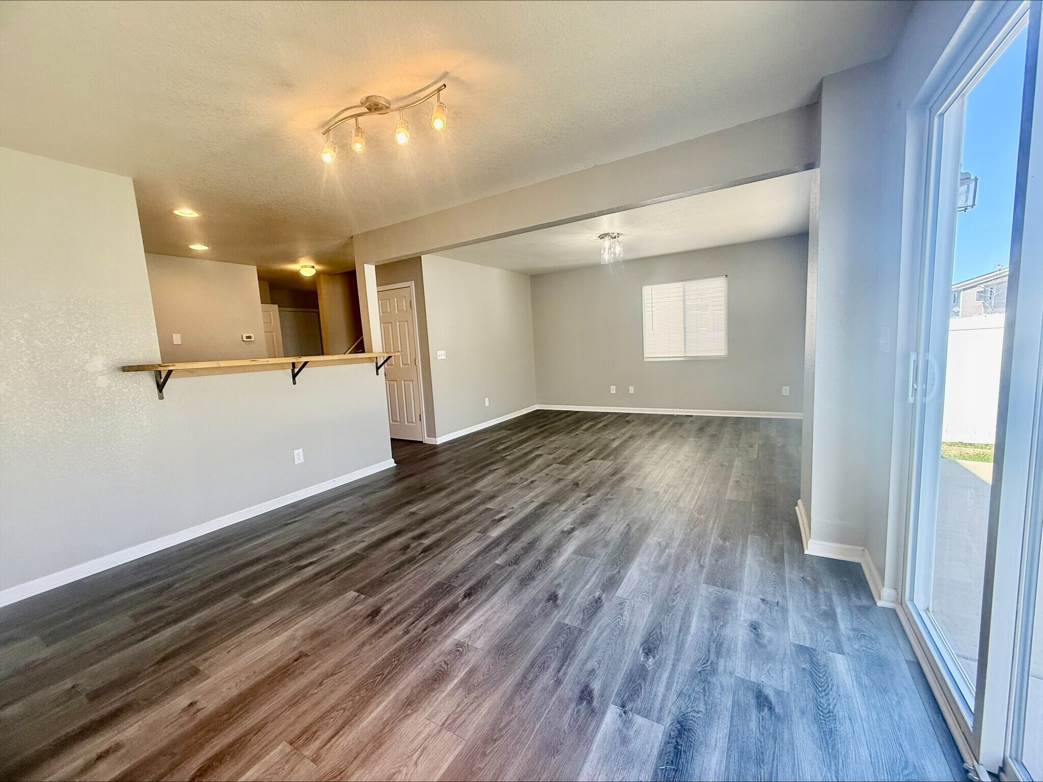 Building Photo - 3721 Miranda Ave