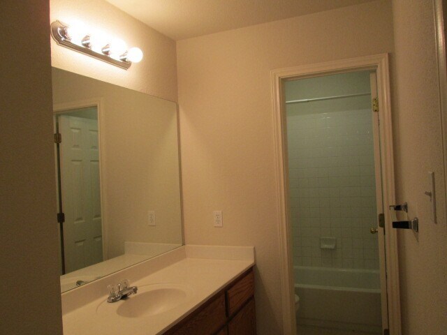 Building Photo - 8713 Talyne Chaise Cir