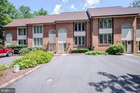 Building Photo - 805 Birch Ln