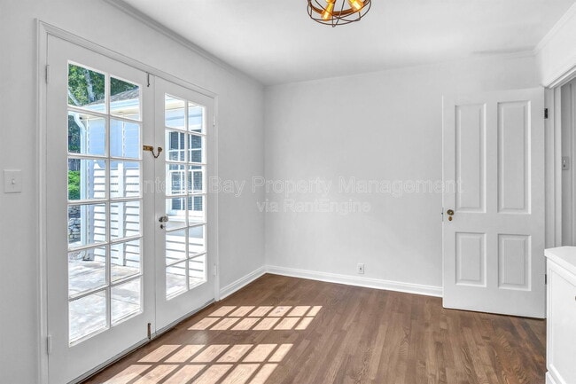 Building Photo - 84 Vía Del Pinar