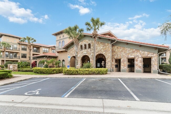 Building Photo - 901 Charo Pkwy