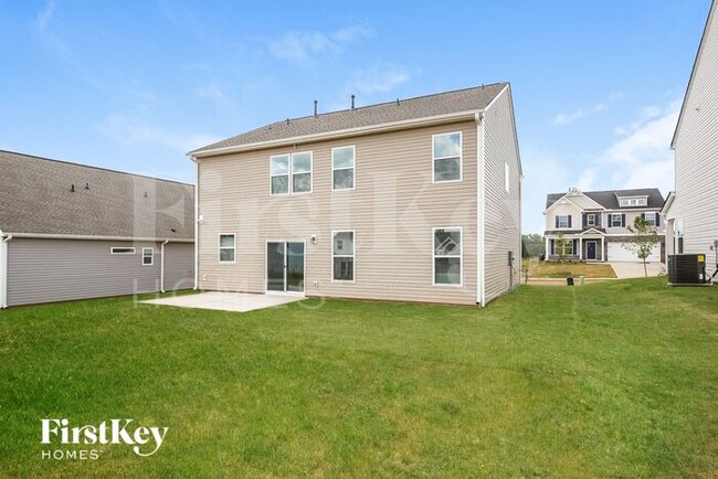 Building Photo - 10 Ramblehurst Rd