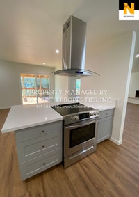 Building Photo - Carmel Valley Dreams