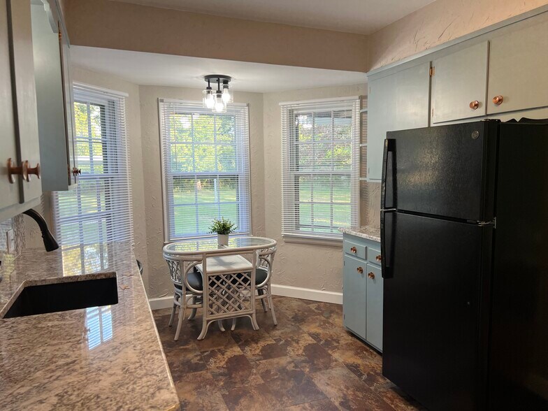 Building Photo - 1936 N Kansas Ave