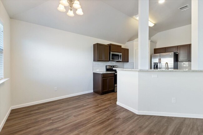 Building Photo - 326 Emerald Ridge Dr