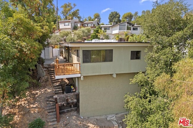 Building Photo - 4950 Marmol Dr