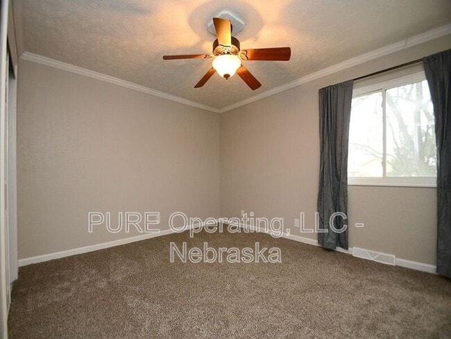 Building Photo - 13951 Jefferson Cir