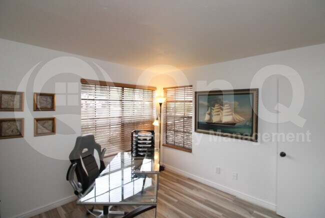 Building Photo - 3210 E Calle De La Punta