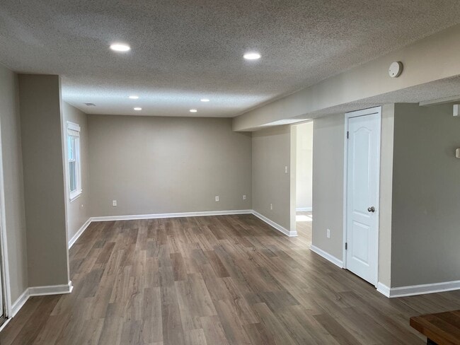 Building Photo - Virginia Beach Gem – 3 Bed, 2.5 Bath with Fenced Yard & Modern Upgrades