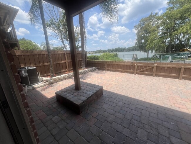 Building Photo - 616 Georgetown Dr