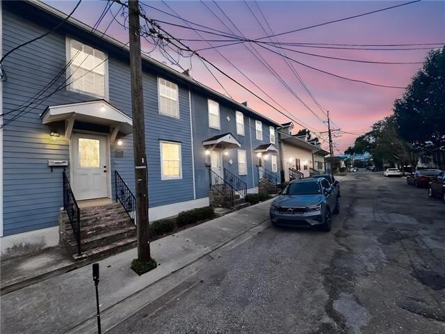 Building Photo - 2107 Valmont St