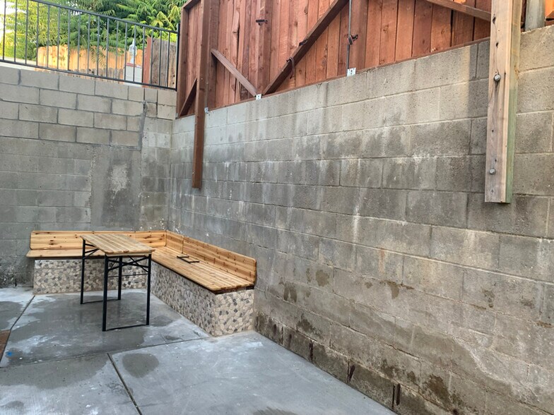 Building Photo - 22970 Crespi St