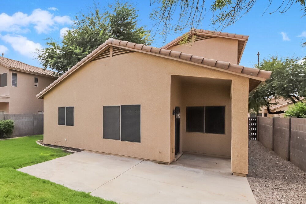 Building Photo - 4036 W Buckskin Trail