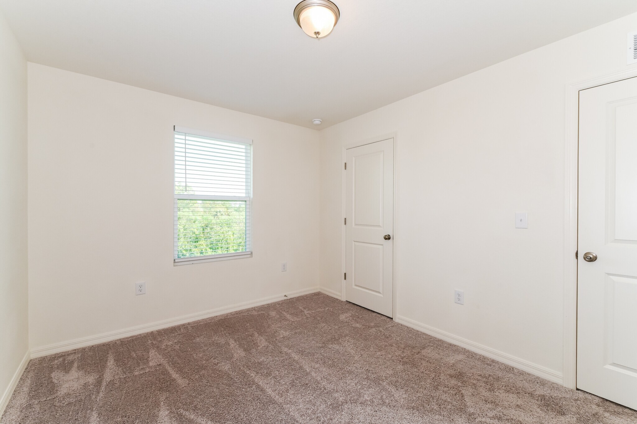 Building Photo - 3501 East 13th Street