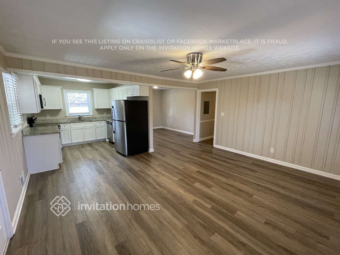 Building Photo - 921 Walnut Cir SW
