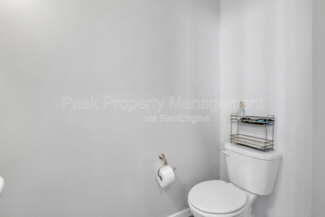 Building Photo - 4951 Old Main St